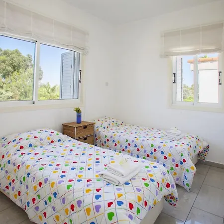 Villa Imagine Your Family Renting This Luxury Beachfront Villa, Larnaca 1399