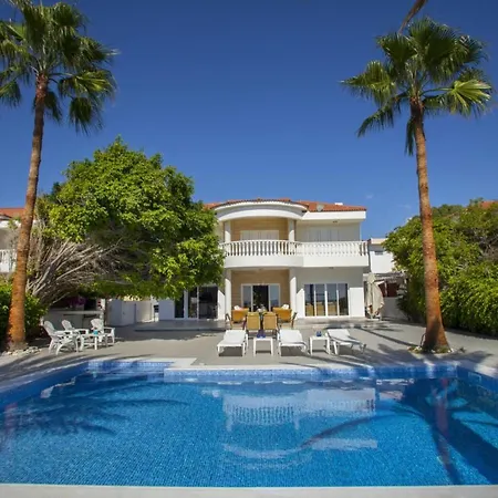 Villa Imagine Your Family Renting This Luxury Beachfront Villa, Larnaca 1399 Perivolia
